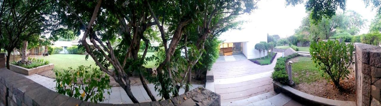 The Meadows Resort And Spa Aurangābād Exterior foto